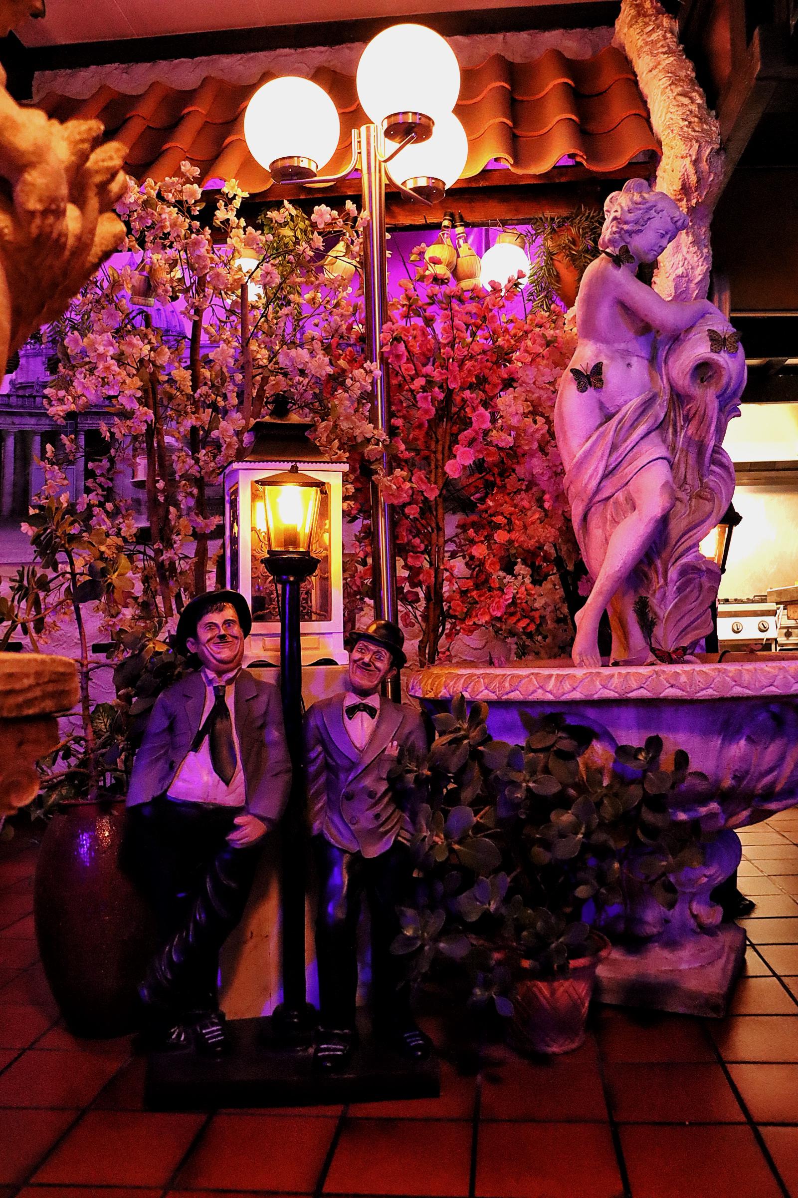 Authentieke Italiaanse decoratie elementen Restaurant Romagna